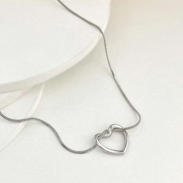 COLAR CORAÇAO VAZADA