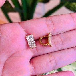 ARGOLA RETANGULAR CRAVEJADA