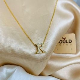 COLAR LETRA R CRAVEJADA