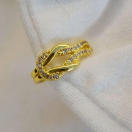 ANEL ENTRELAÇADO C/ ZIRCONIA