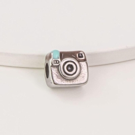 PINGENTE CAMERA RETRO BERLOQUES