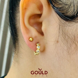 BRINCO ARGOLA COM ZIRCONIA