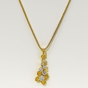 COLAR BORBOLETA C/ ZIRCONIA