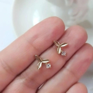 BRINCO FLOR C/ ZIRCONIA