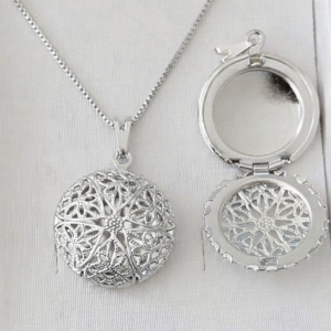 RELICARIO REDONDO VAZADO G