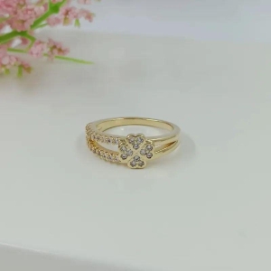 ANEL TREVO CRAVEJADO