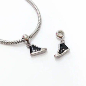 PINGENTE TENIS BERLOQUES