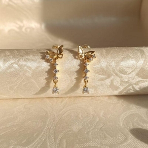 BRINCO BORBOLETA C/ PEDRAS CRISTAL