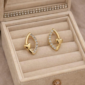 BRINCO CORAÇAO OVAL COM ZIRCONIA