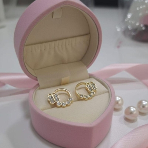 BRINCO REDONDINHO BORBOLETA