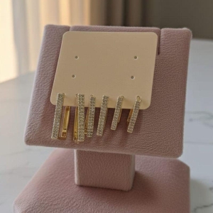 TRIO DE ARGOLA QUADRADA CRAVEJADA