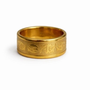 ALIANÇA GROSSA DETALHE