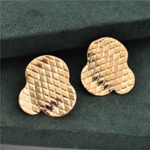 BRINCO  CHAPA TEXTURA LOSANGO