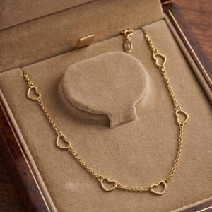 CHOCKER CORAÇAO VAZADO