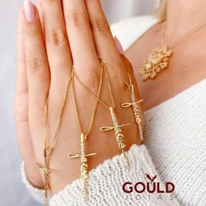 COLAR CRUZ  NOME JESUS