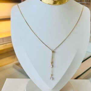 COLAR GRAVATINHA GOTA