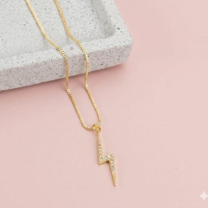 COLAR RAIO CRAVEJADO