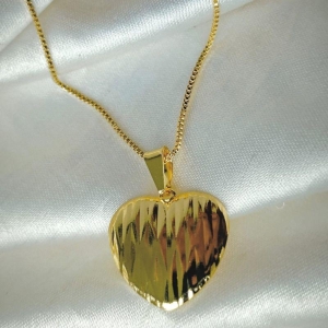 PG CORAÇÃO COM CORRENTE