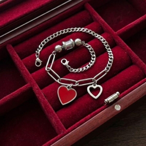 PULSEIRA  CORAÇAO VERMELHO