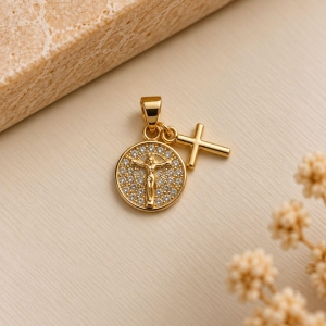 PINGENTE MEDALHA JESUS C/ CRUZ