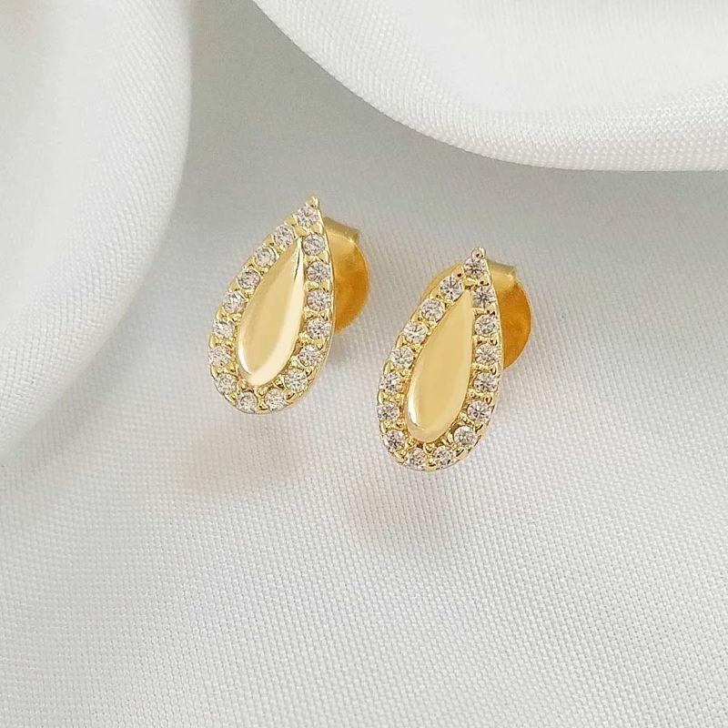 BRINCO GOTA C/ ZIRCONIA