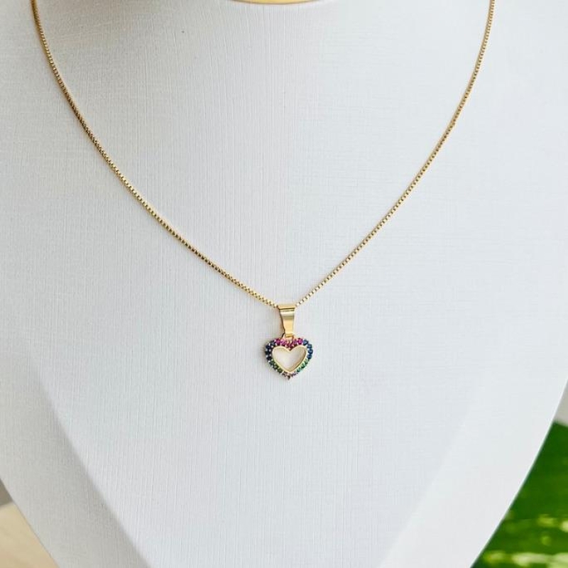 PINGENTE CORAÇÃO COLORIDO