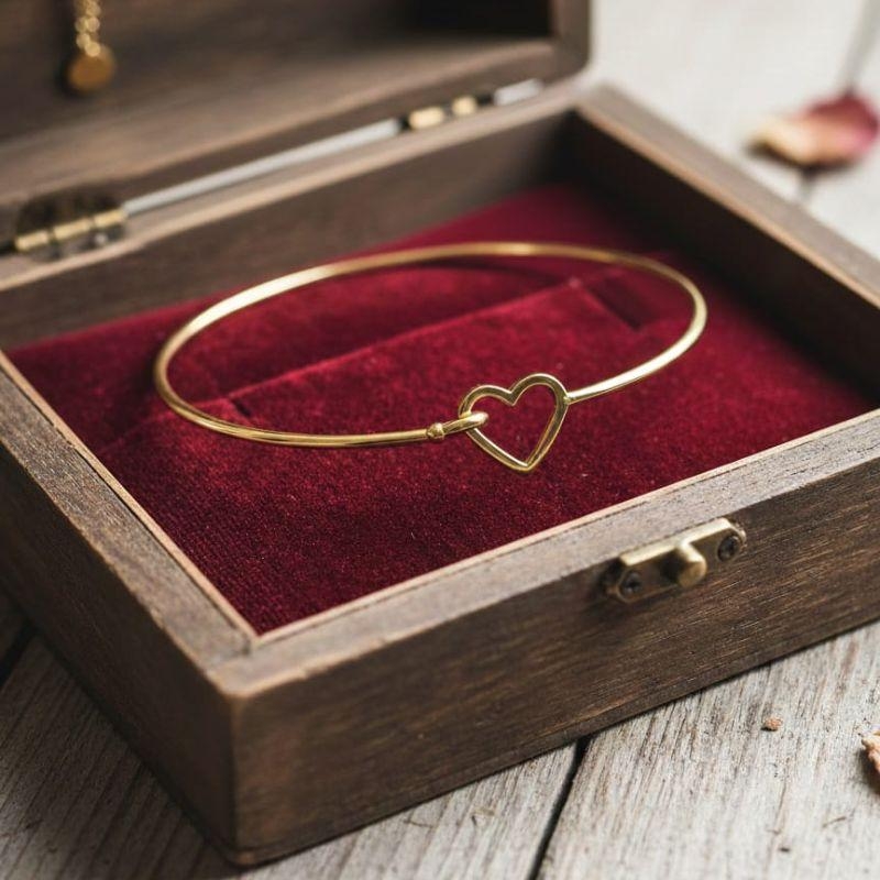 BRACELETE CORAÇAO VAZADO