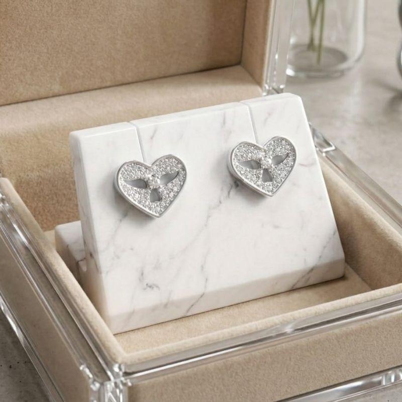 BRINCO CORAÇÃO CRAVEJADO ANJO