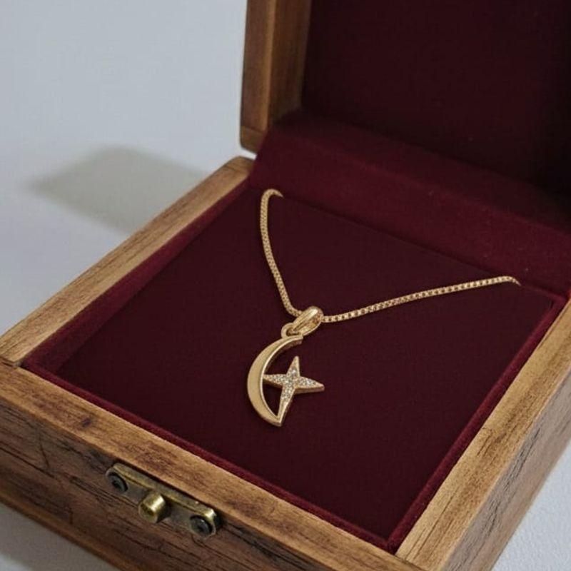 COLAR LUA ESTRELA CRAVEJADA