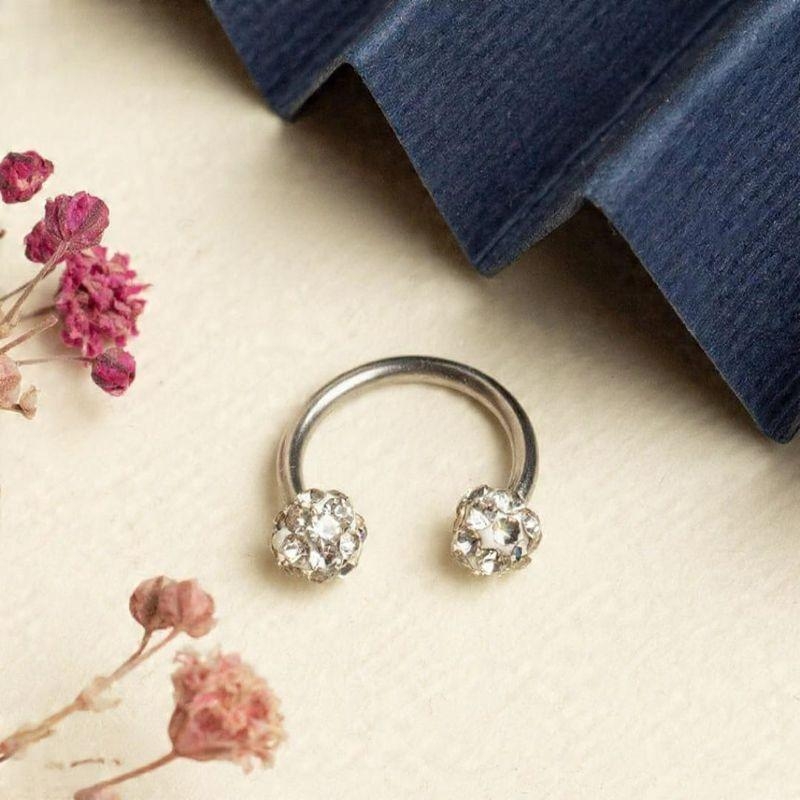 PIERCING AÇO FERRADURA COM PEDRINHA