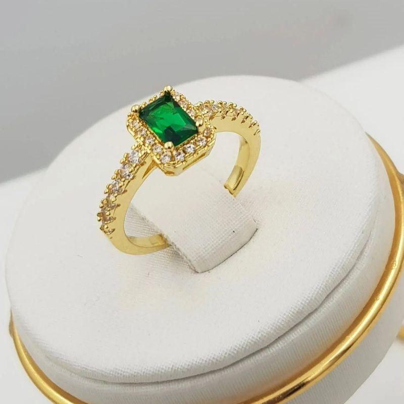 ANEL PRINCESA QUADRADO VERDE CRAVEJADO