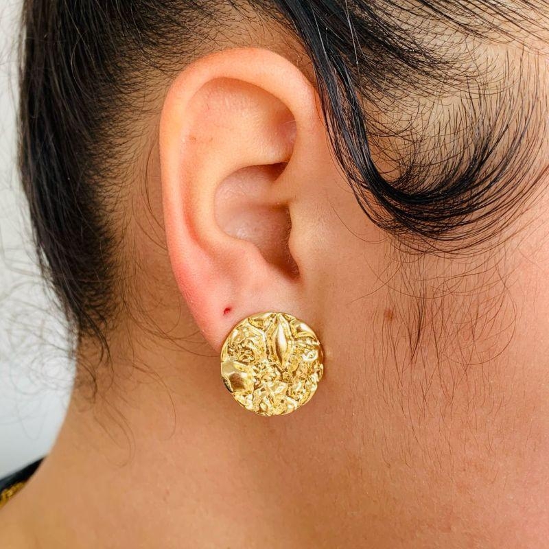 BRINCO REDONDO GRANDE AMASSADO