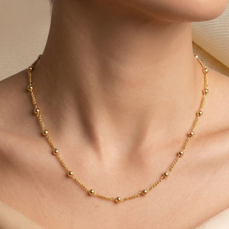 COLAR CHOKER COM BOLINHAS