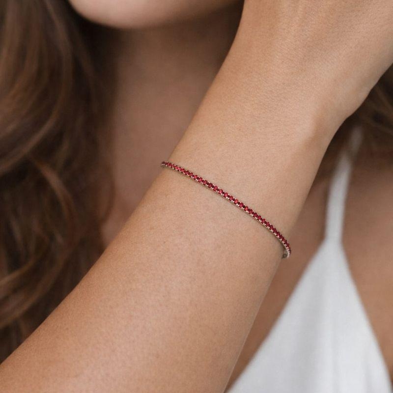 PULSEIRA EM ZIRCONIA VERMELHA