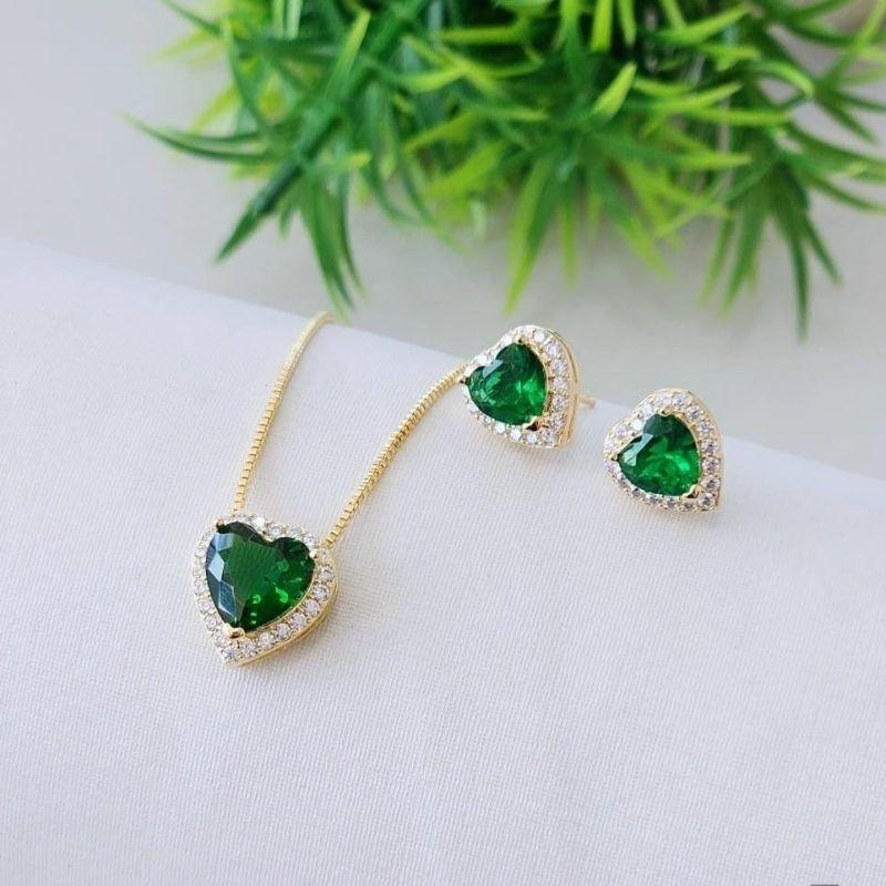 CONJUNTO CORAÇAO VERDE CRAVEJADO