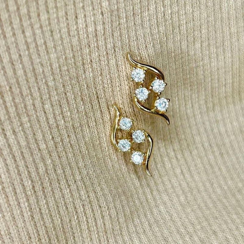 BRINCO S COM ZIRCONIA