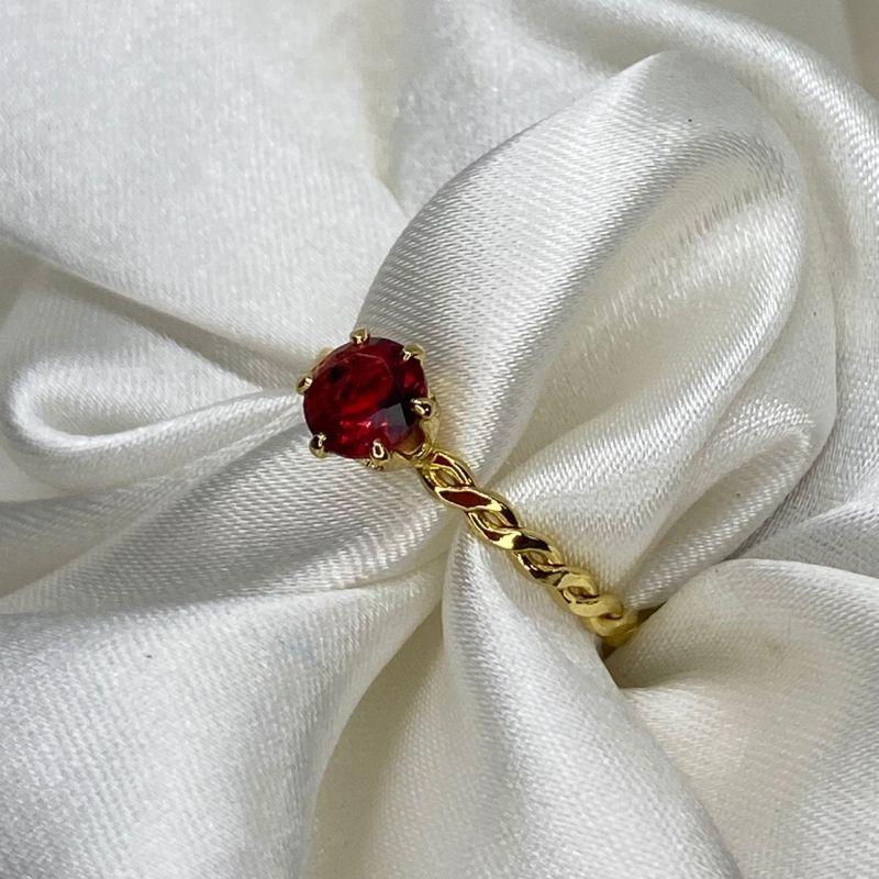 ANEL SOLITARIO VERMELHO G TRANÇADO