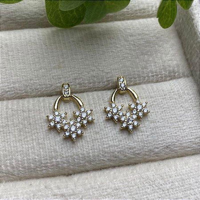 BRINCO 3 FLORES CRAVEJADAS