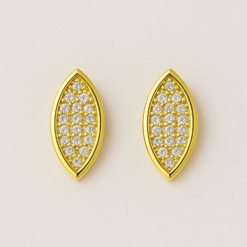 BRINCO AMENDOA CRAVEJADO