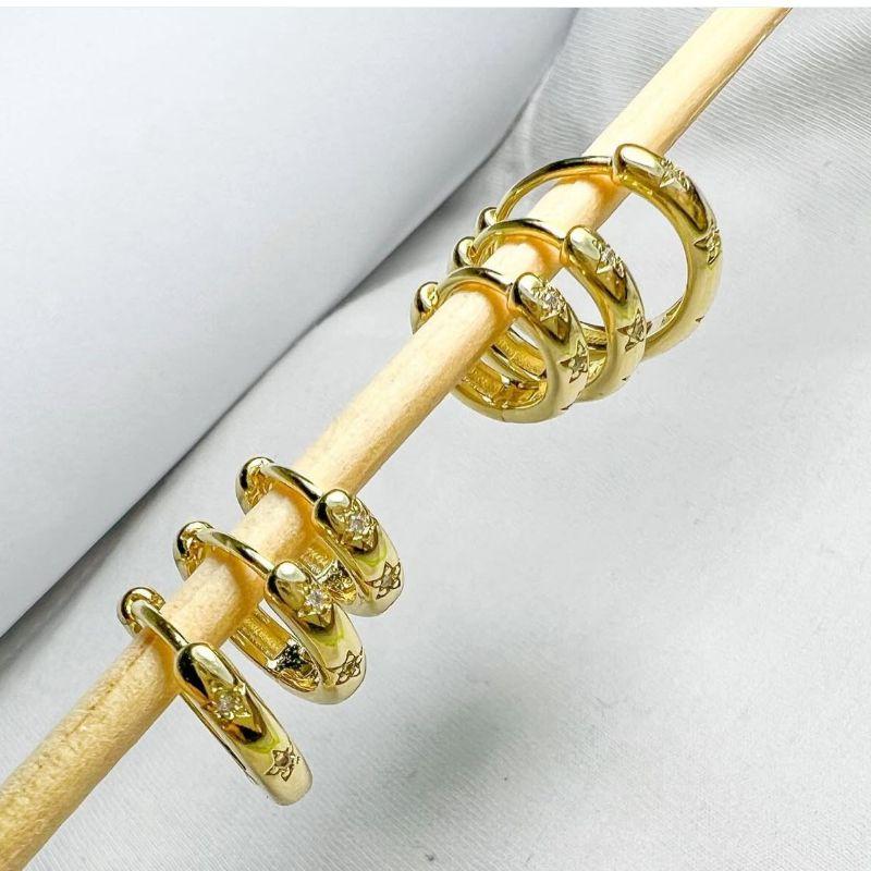 ARGOLA ESTRELA CRAVEJADA GRANDE