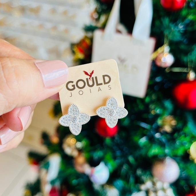 BRINCO FLOR CRAVEJADA