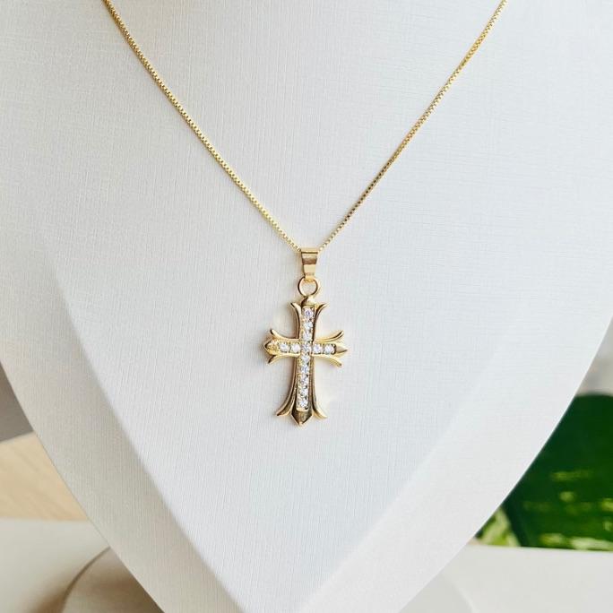 CRUCIFIXO EM ZIRCONIA