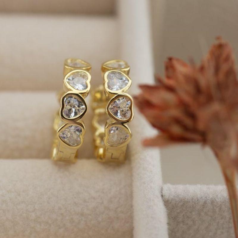 ARGOLA CORAÇAO CRAVEJADO