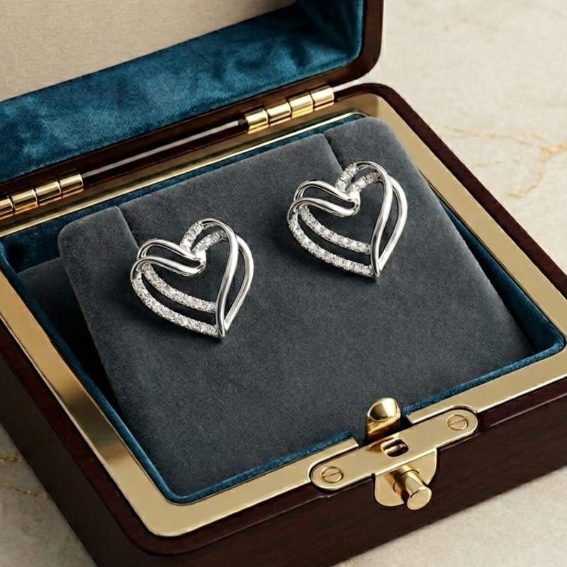 BRINCO CORAÇÃO CRAVEJADO DUPLO