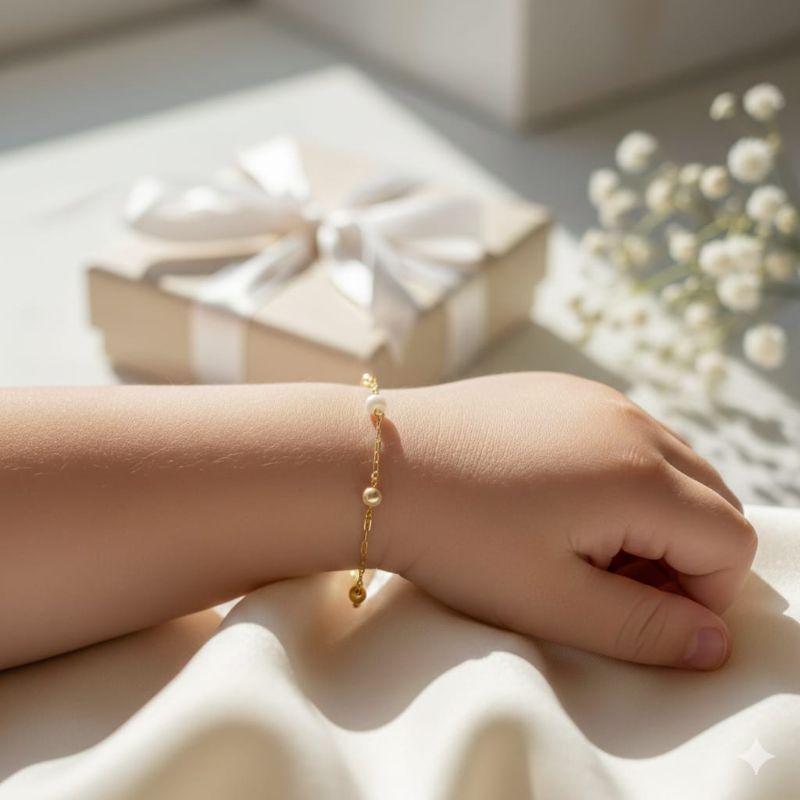 PULSEIRA BOLINHAS DOURA E PEROLA PP