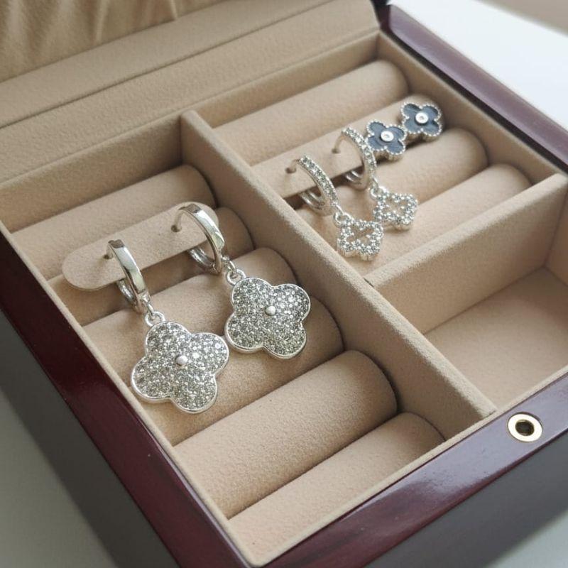 TRIO DE ARGOLA TREVO