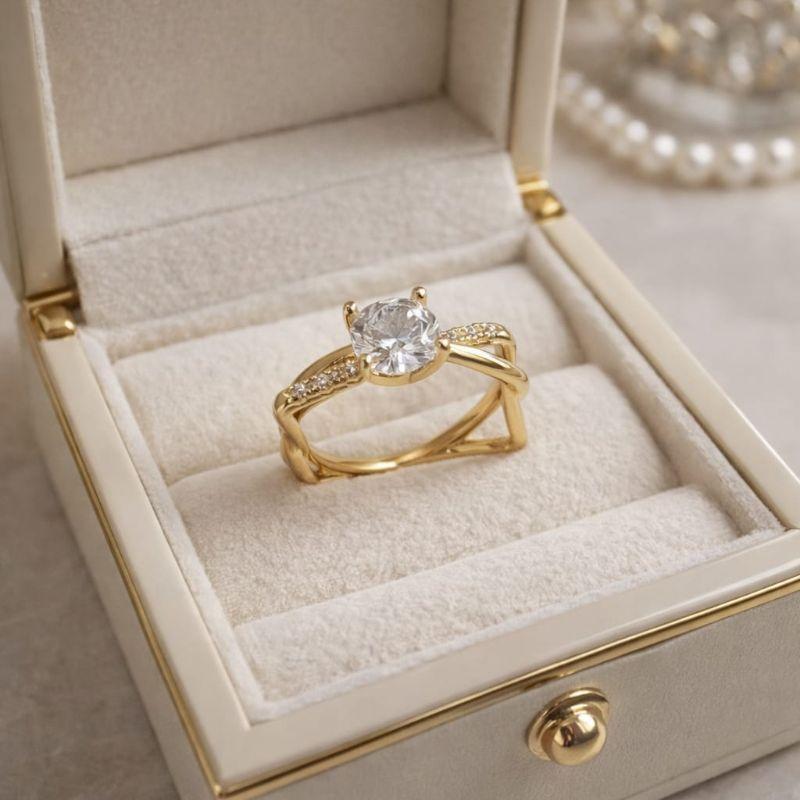 ANEL SOLITARIO TRANÇADO C/ ZIRCONIA