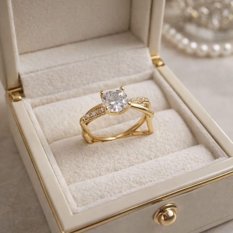 ANEL SOLITARIO TRANÇADO C/ ZIRCONIA