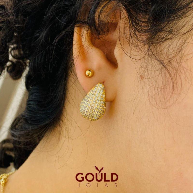 BRINCO MEIA GOTA CRAVEJADA