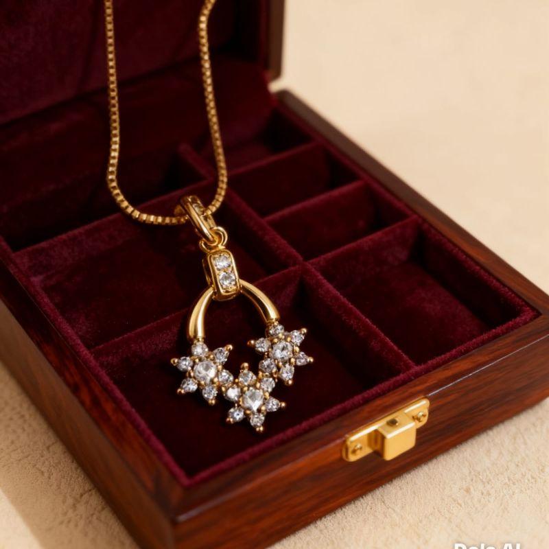 COLAR 3 FLORES CRAVEJADAS